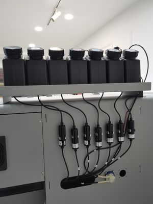 Telefoonhoes UV-printer met i3200 printerkop en LED-waterkoelsysteem inbegrepen