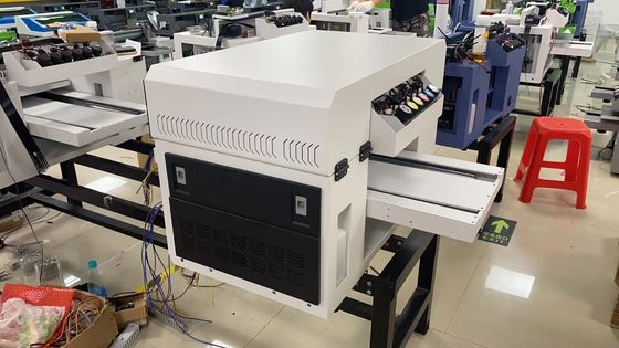 XP600 UV-printer met printerkop voor het op rollen en platbed drukken van lak op cilinders