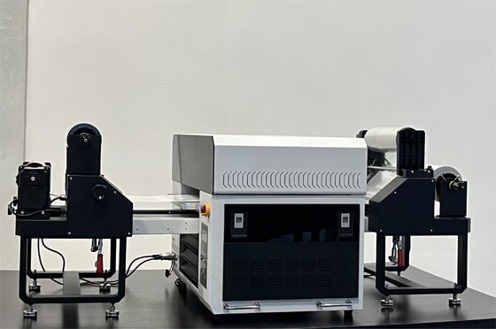 XP600 UV-printer met printerkop voor het op rollen en platbed drukken van lak op cilinders